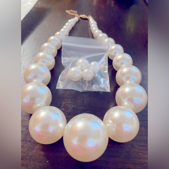Fashion ladies chunky pearl set - Picture 1 of 6